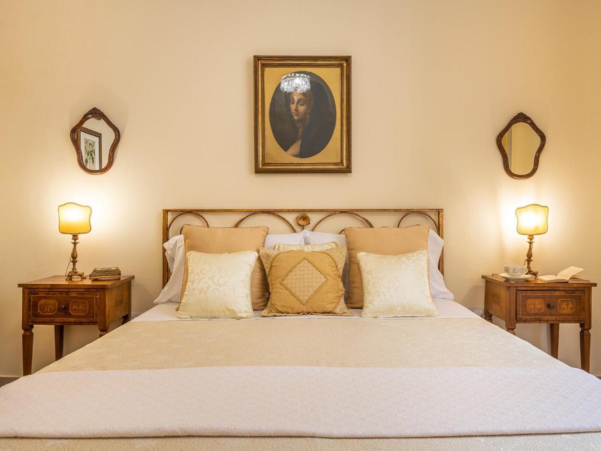 Bed and Breakfast Palazzo Santa Caterina Dorgali Exterior foto
