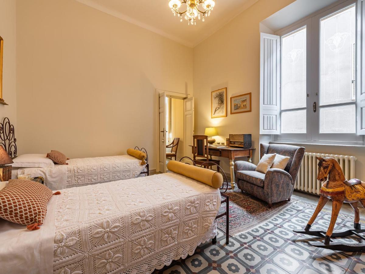 Bed and Breakfast Palazzo Santa Caterina Dorgali Exterior foto